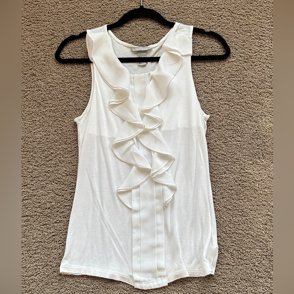 White blouse 
Medium 
H&M